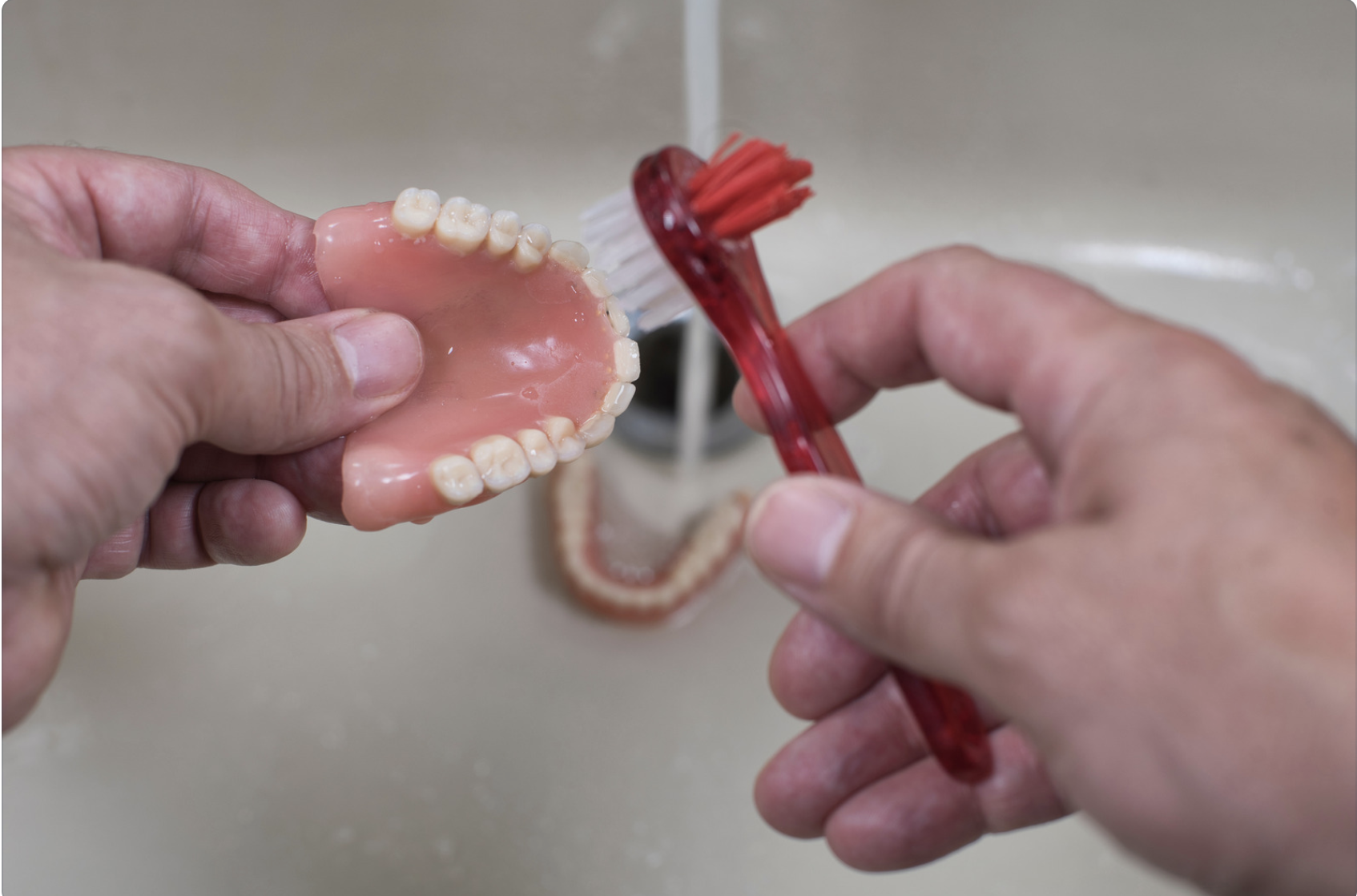 how to clean dentures - best denture dentist in Grand Prairie Alberta